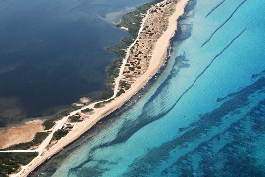 Halikounas beach